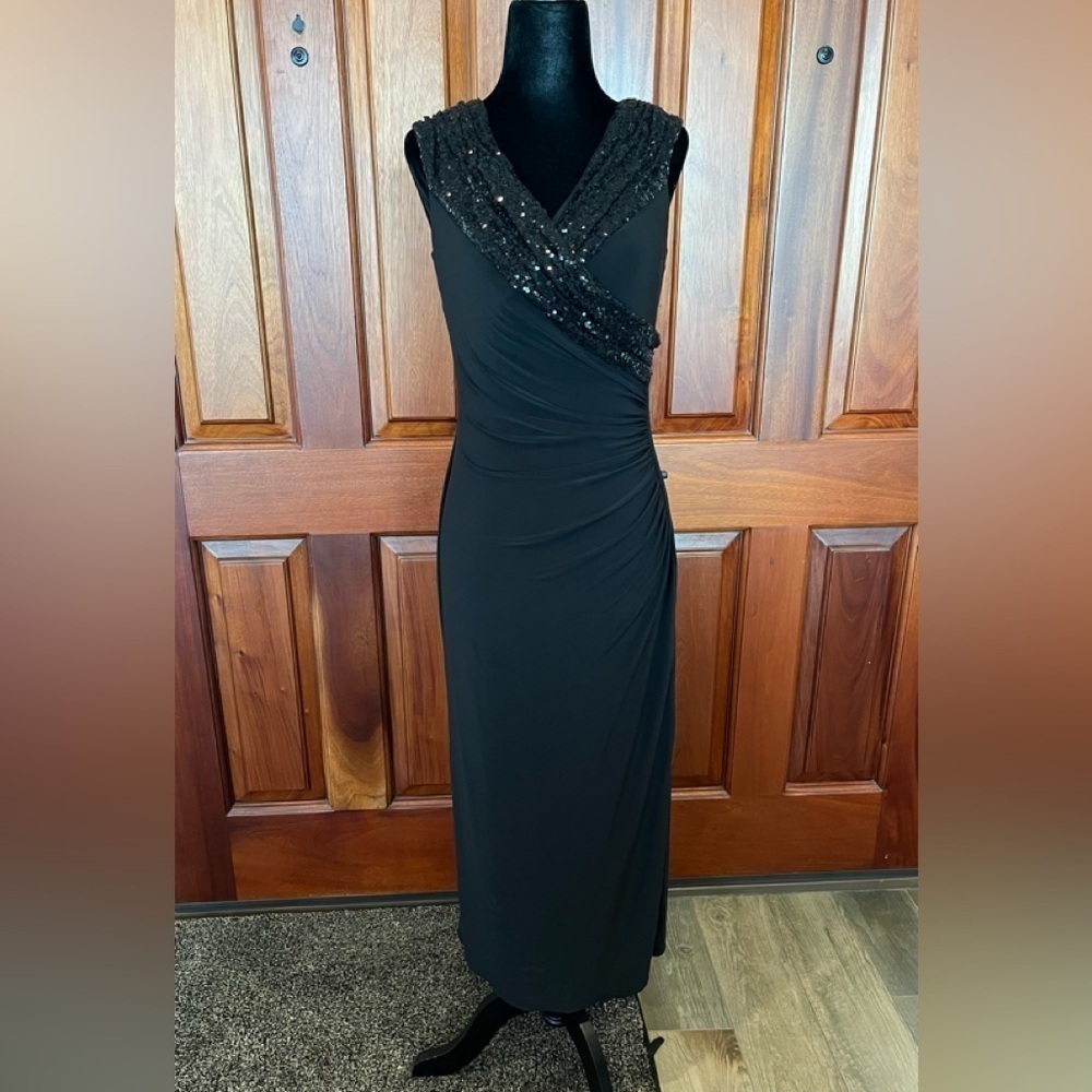 Ralph Lauren Women's Sequin Ruched Black Gown Long Dress Slit Stretch Sz 4